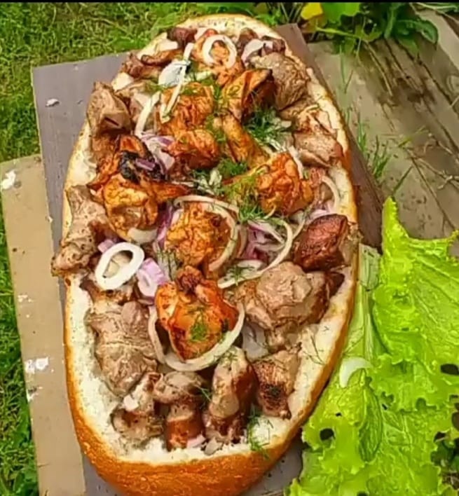 Шашлык в батоне Шашлык в батоне